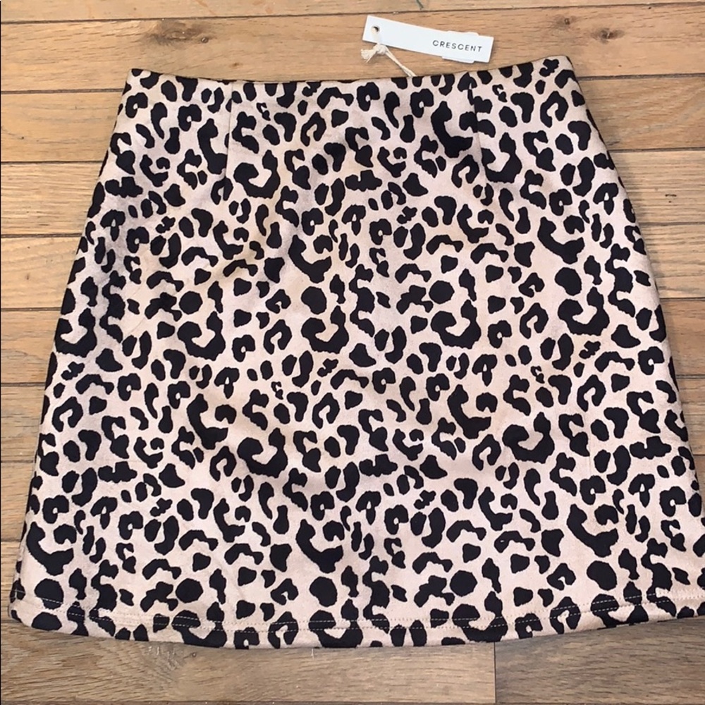 leopard skirt